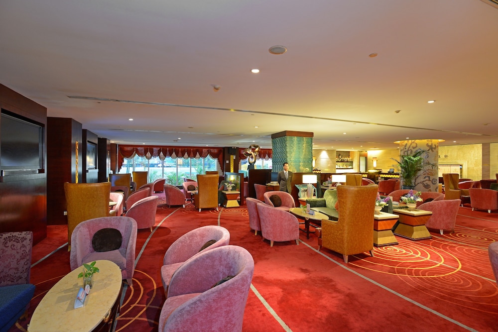 GUANGZHOU NEW CENTURY HOTEL 52/65