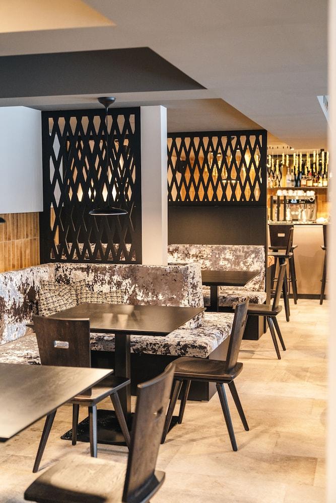 Hotel Arpuria 30/36