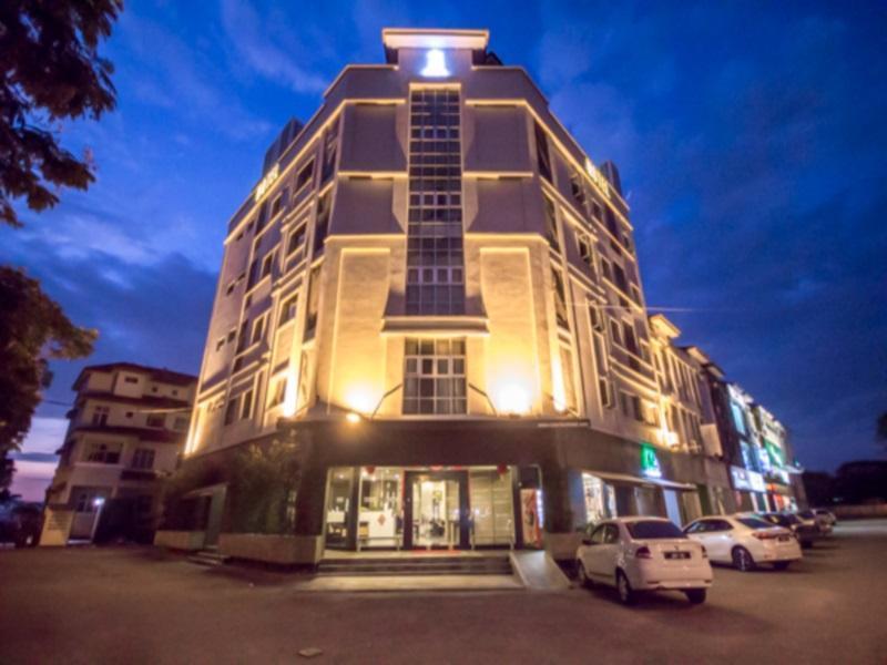 Chariton Hotel Butterworth 2/25