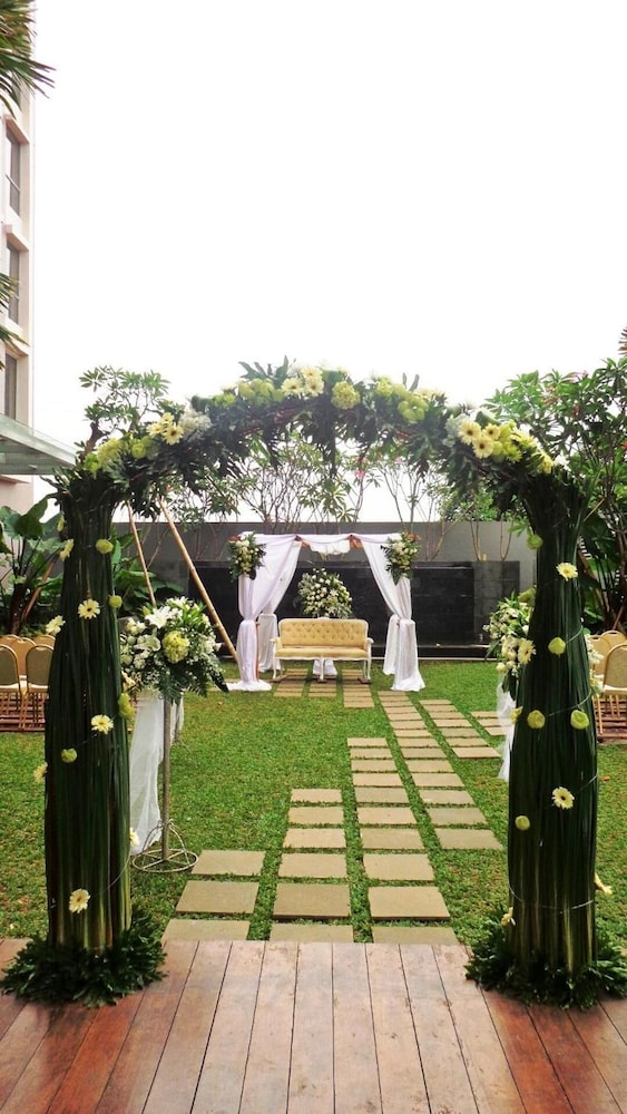 SOLL MARINA HOTEL SERPONG 37/64