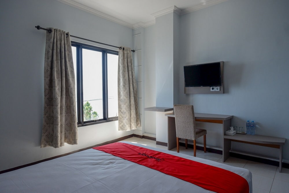 RedDoorz Plus Syariah @ Hotel Boulevard Luwuk 25/46