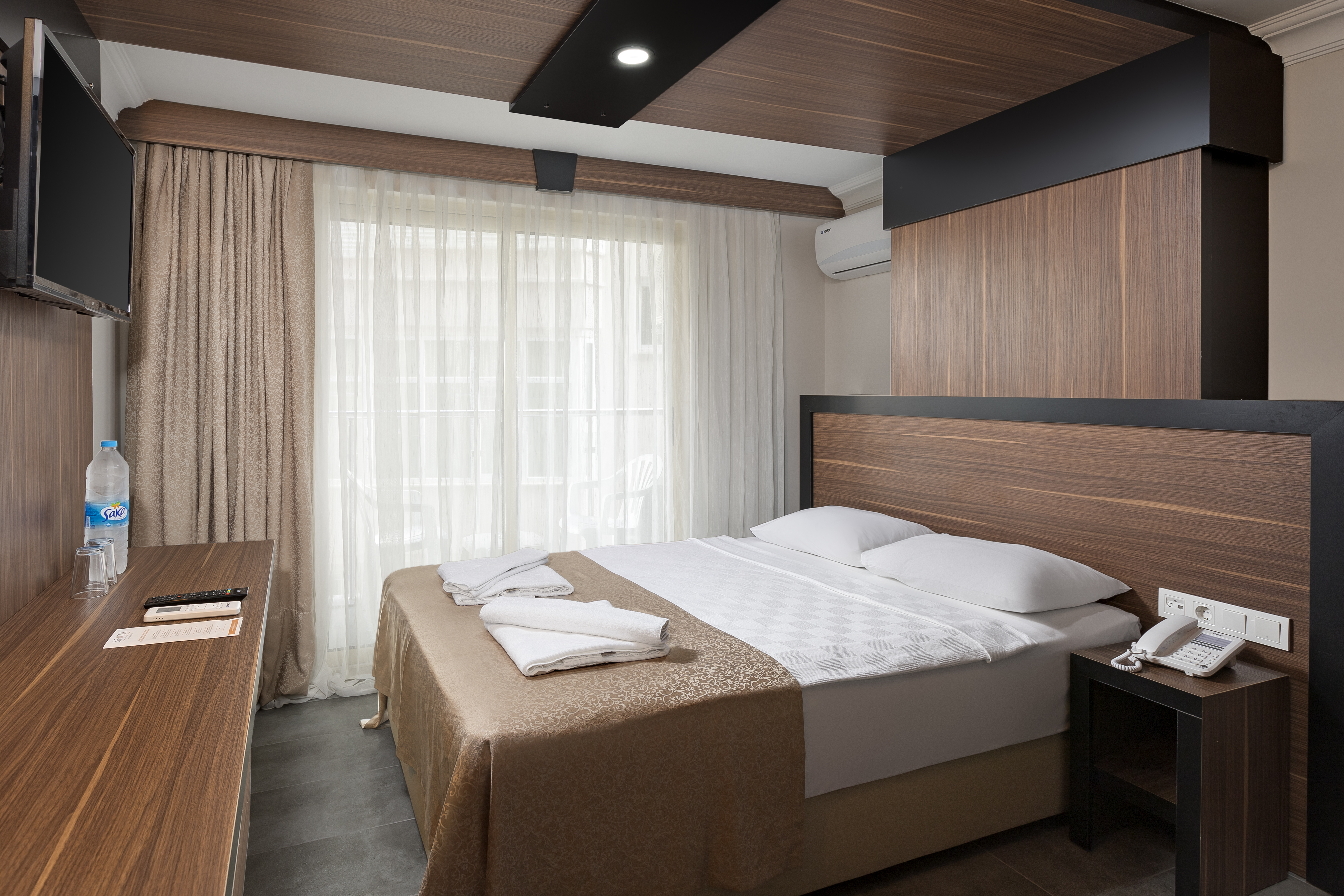 STANDARD ROOM SNG