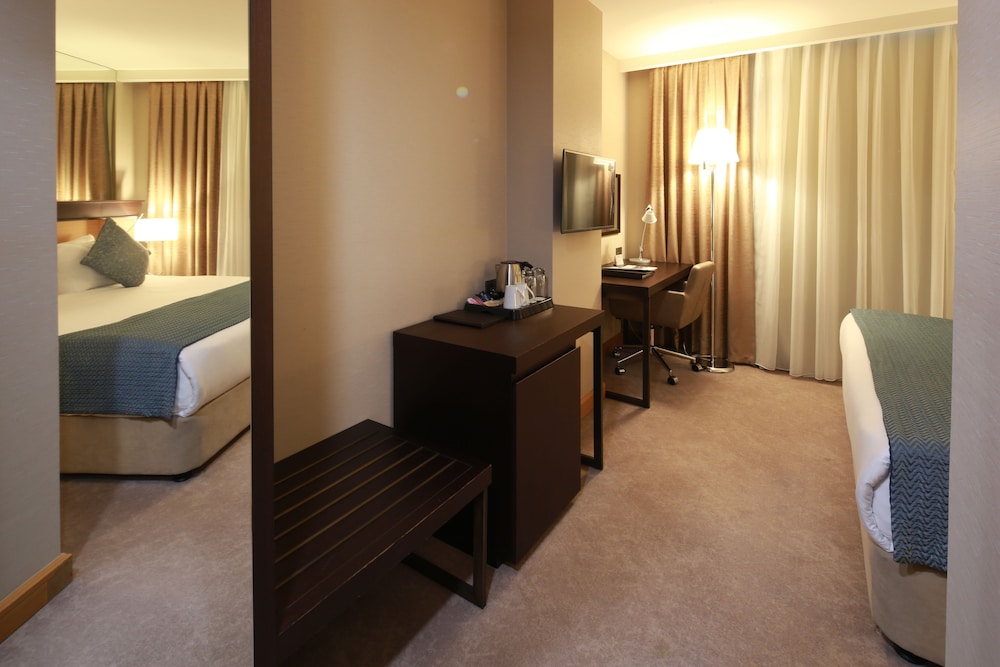 Port Bosphorus Hotel 47/51
