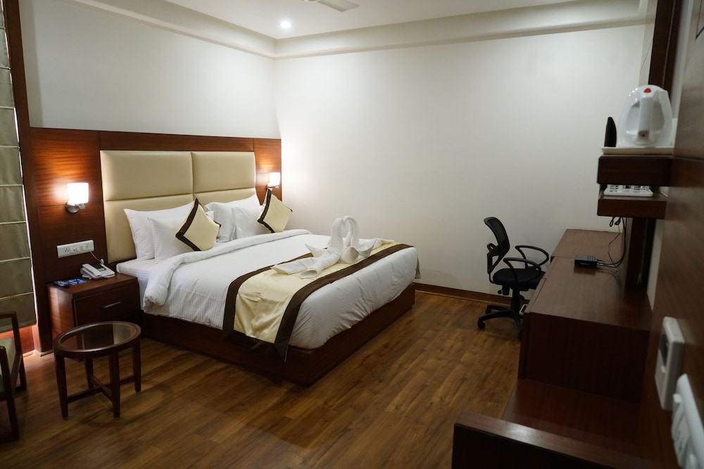 Hotel Jaipur Central 7/21