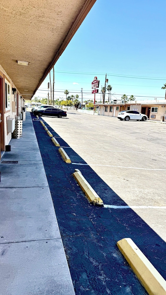 A Fisher's Inn Motel 55/63