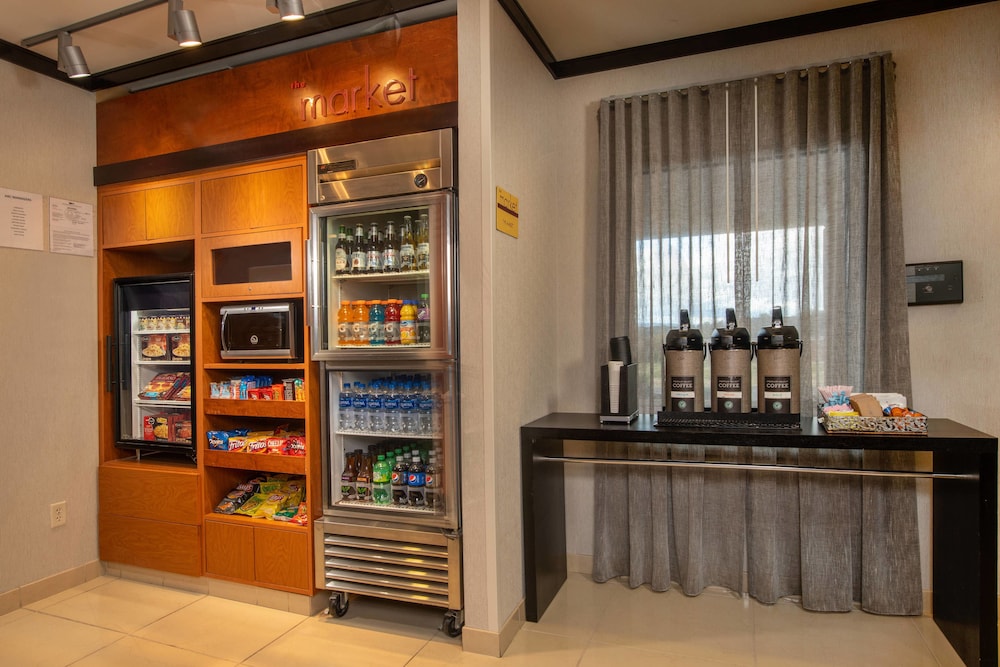 Fairfield Inn Suites Harrisonburg 24/26