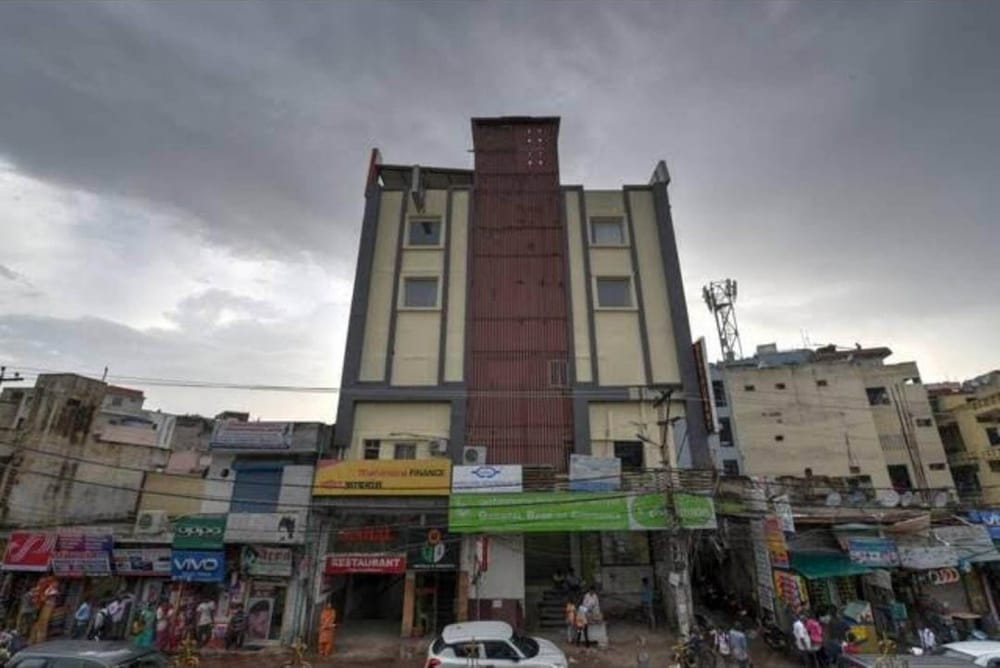 Airport Hotel Mahal 1/50