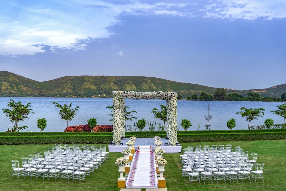 Zana Lake Resort Udaipur 42/53