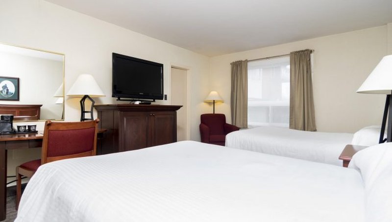 Mount Peyton Resort and Conference Centre 3/18