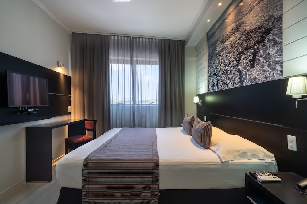 Faro Hotel Taubate 12/50