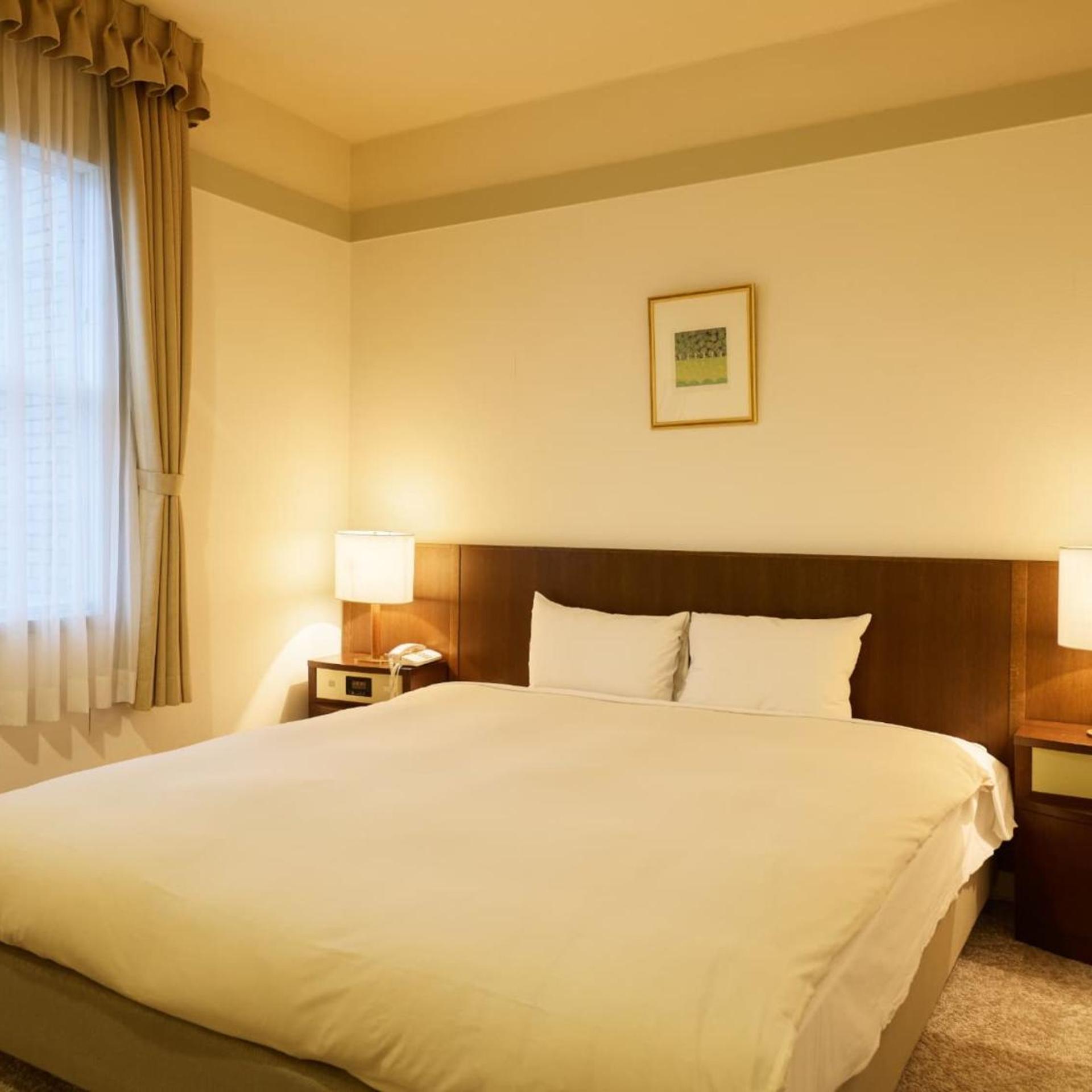 Room, Double Bed, Smoking