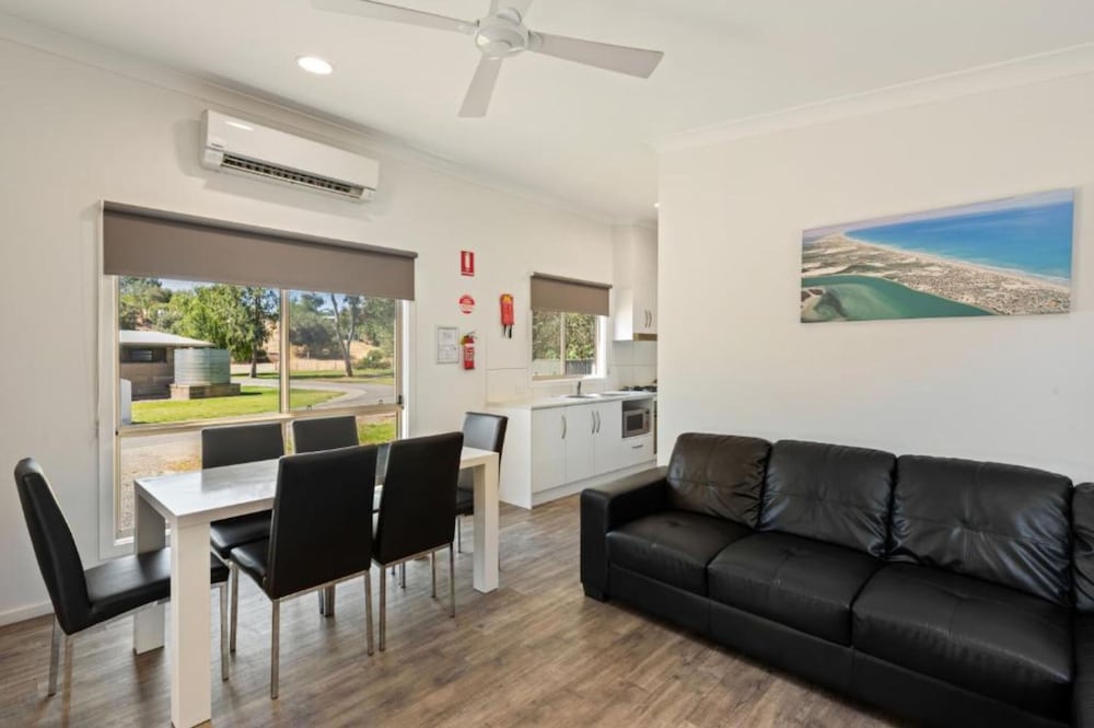 DISCOVERY PARKS - ECHUCA 25/38