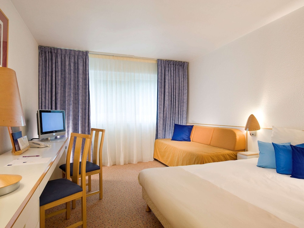 NOVOTEL ROUEN SUD 23/72