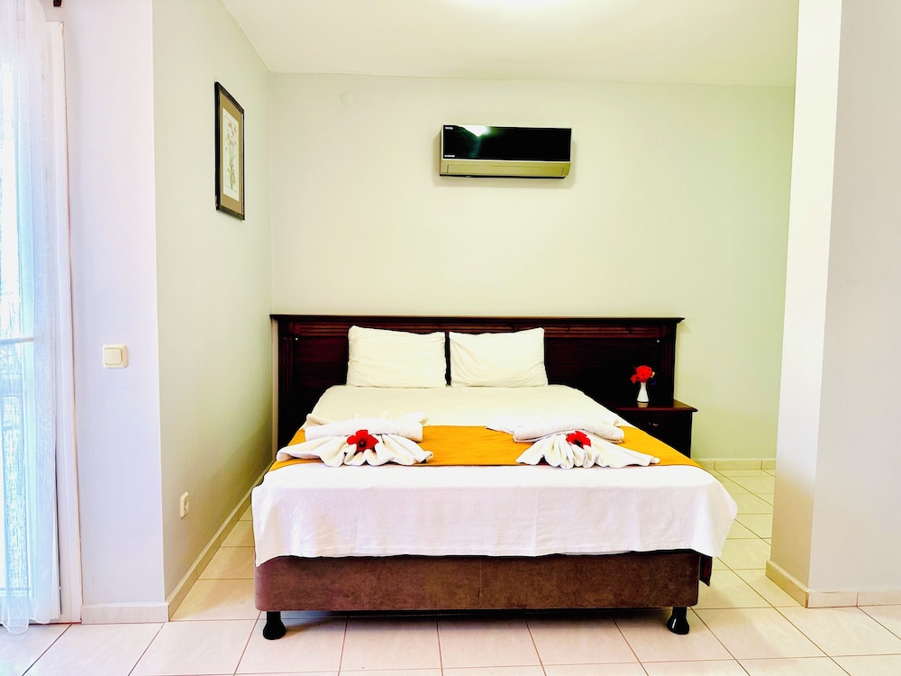 Villa Anfora Otel 10/50