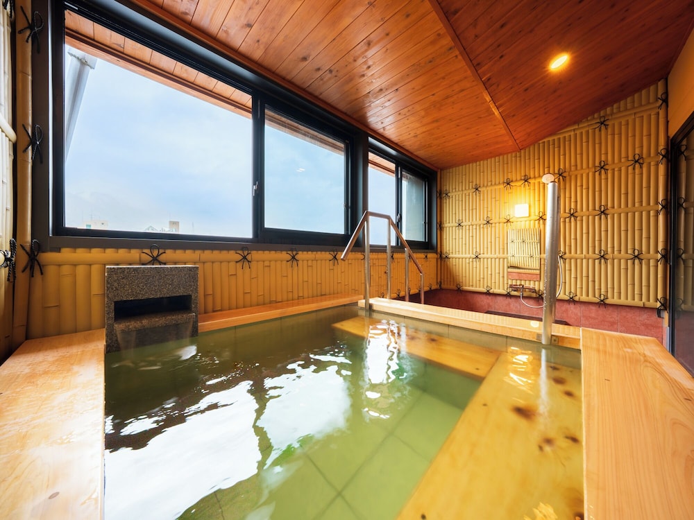 HOTEL SANSENKAKU 26/54