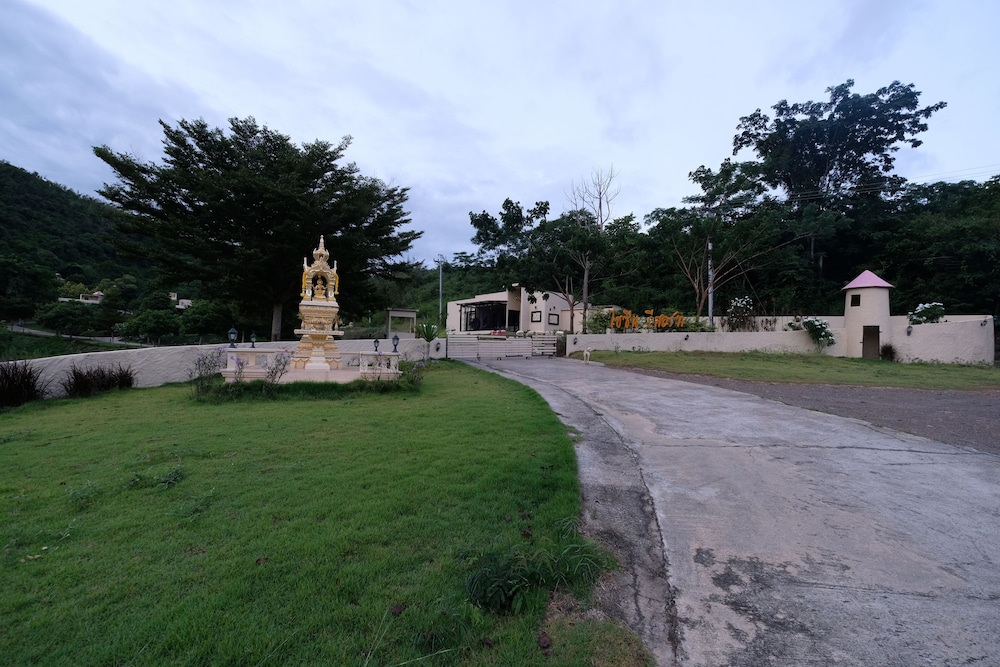 Hi - Scene Resort 53/69