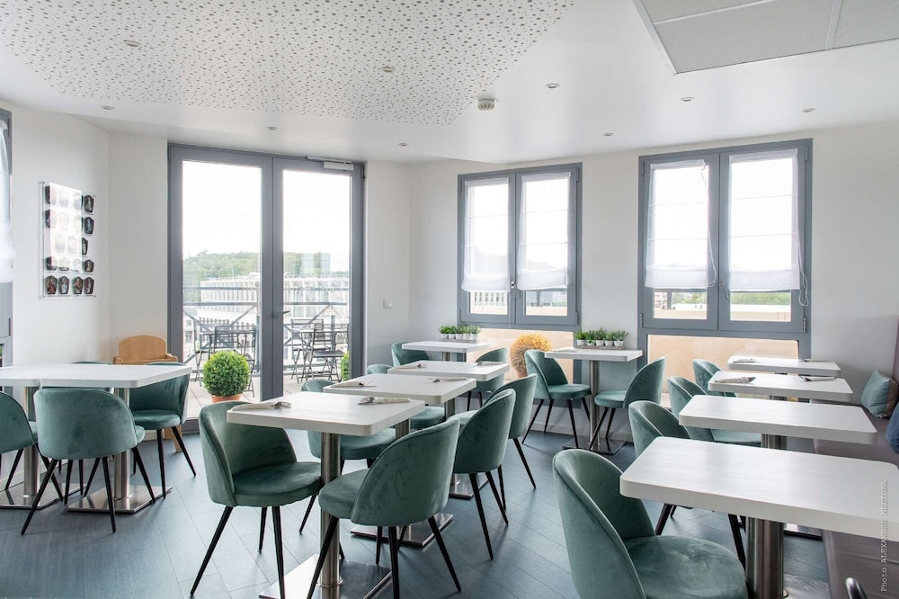 Hotel Versailles Chantiers 66/78