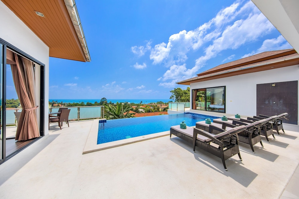 Sunny Banks Villa 25/29