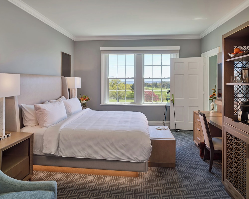 Room, King Bed, Bay View