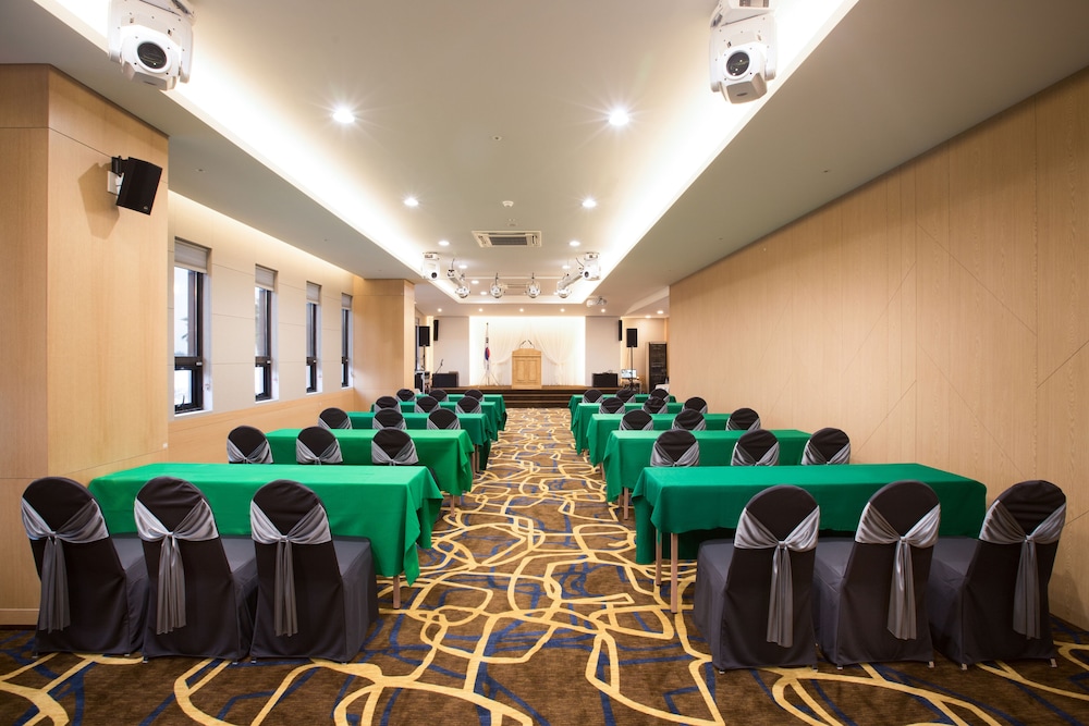 Jeju Palace Hotel 39/41