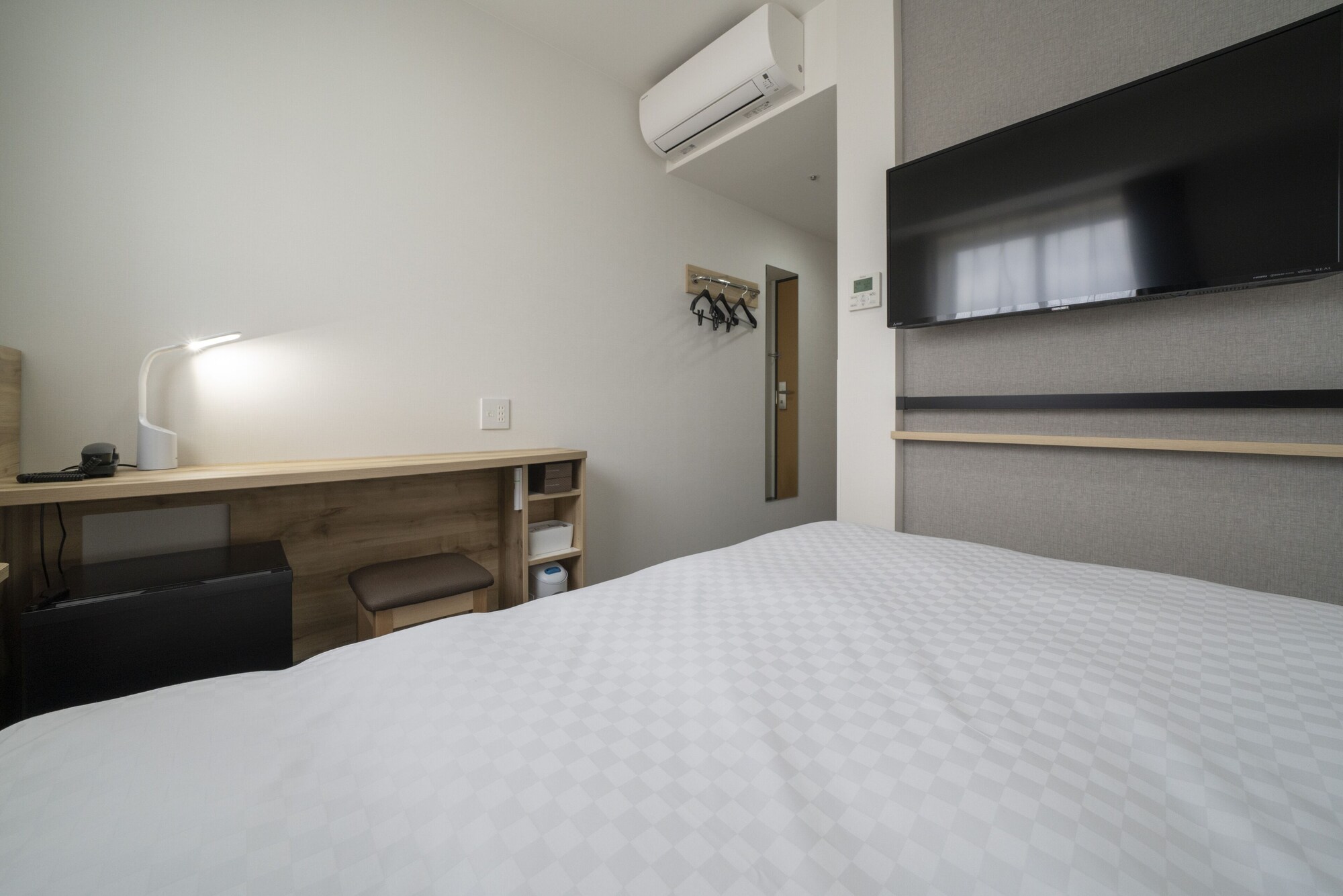 STANDARD, DOUBLE BED