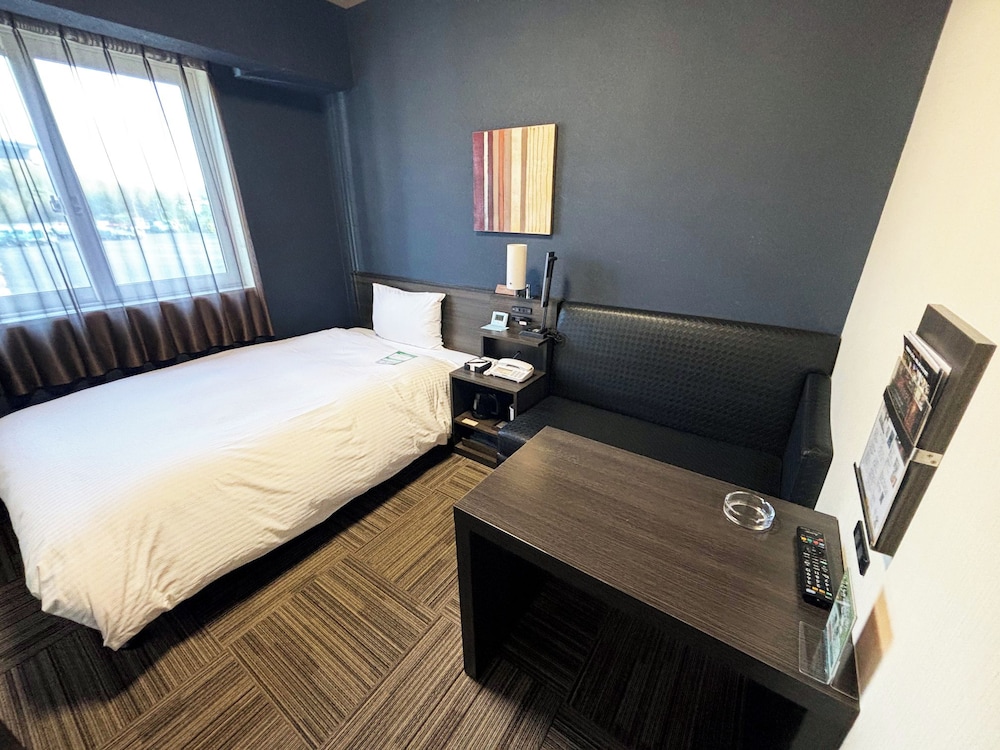 HOTEL ROUTE-INN OSAKA IZUMI 11/37