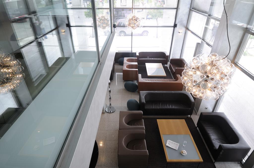 Maniatis Hotel 19/22