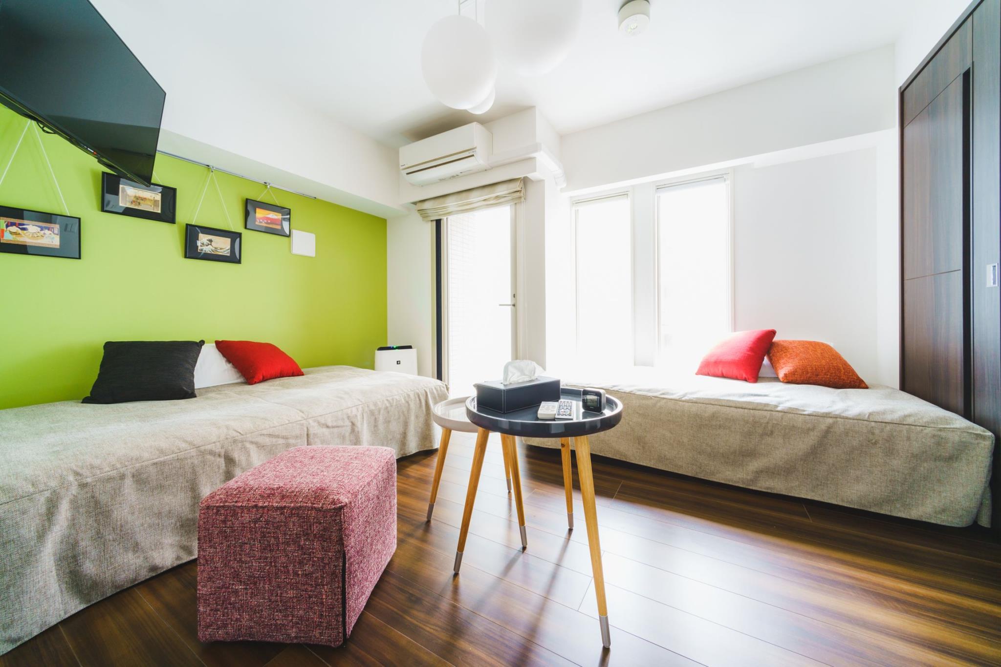 Semi Room, Concept, Twin Beds, 1 Double and 1 Single Bed
