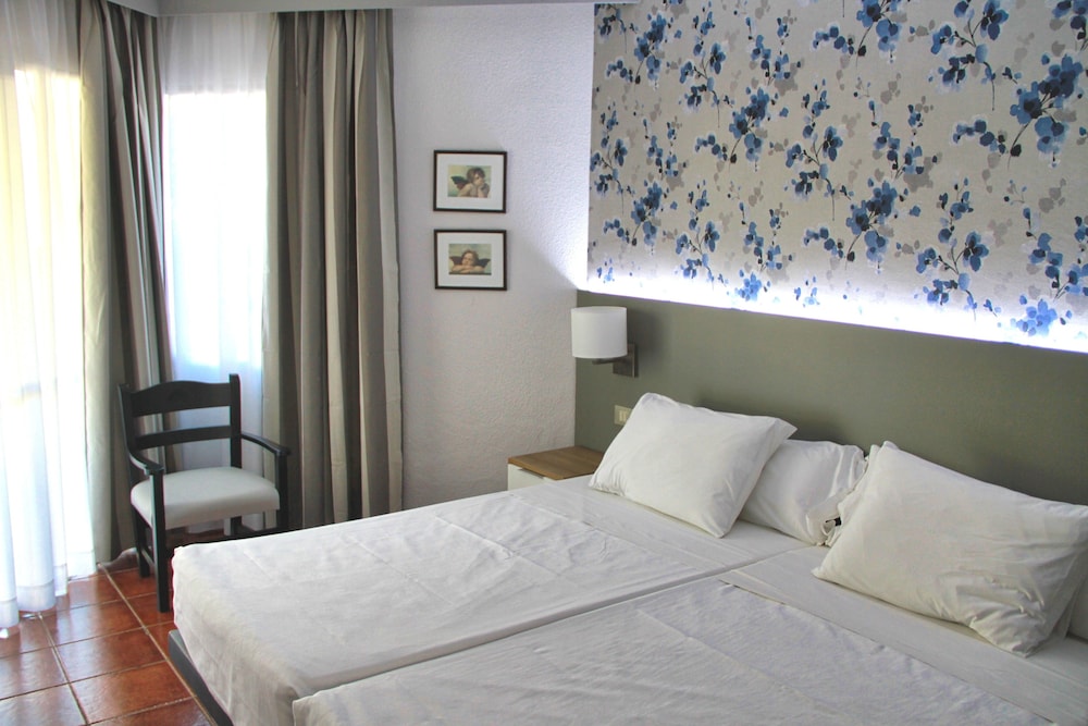 Apartamentos Hg Tenerife Sur 8/50