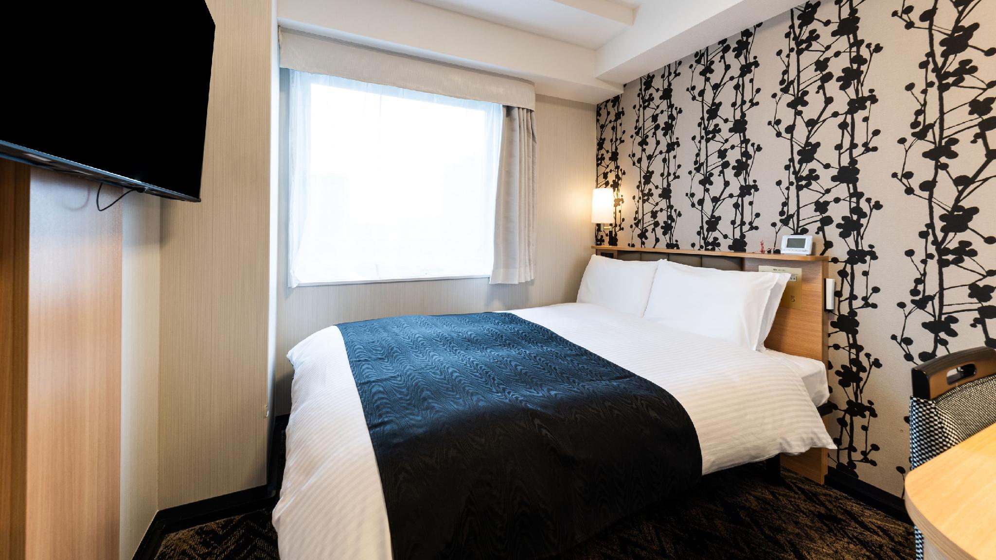 Semi Room, Standard, Semi Double Bed, Smoking