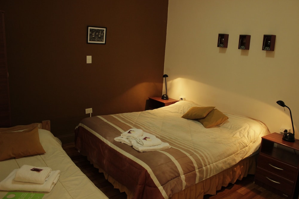 Sabatico Travelers Hostel 19/50