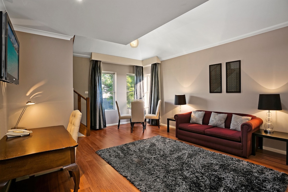 Best Western Sanctuary Inn 46/54