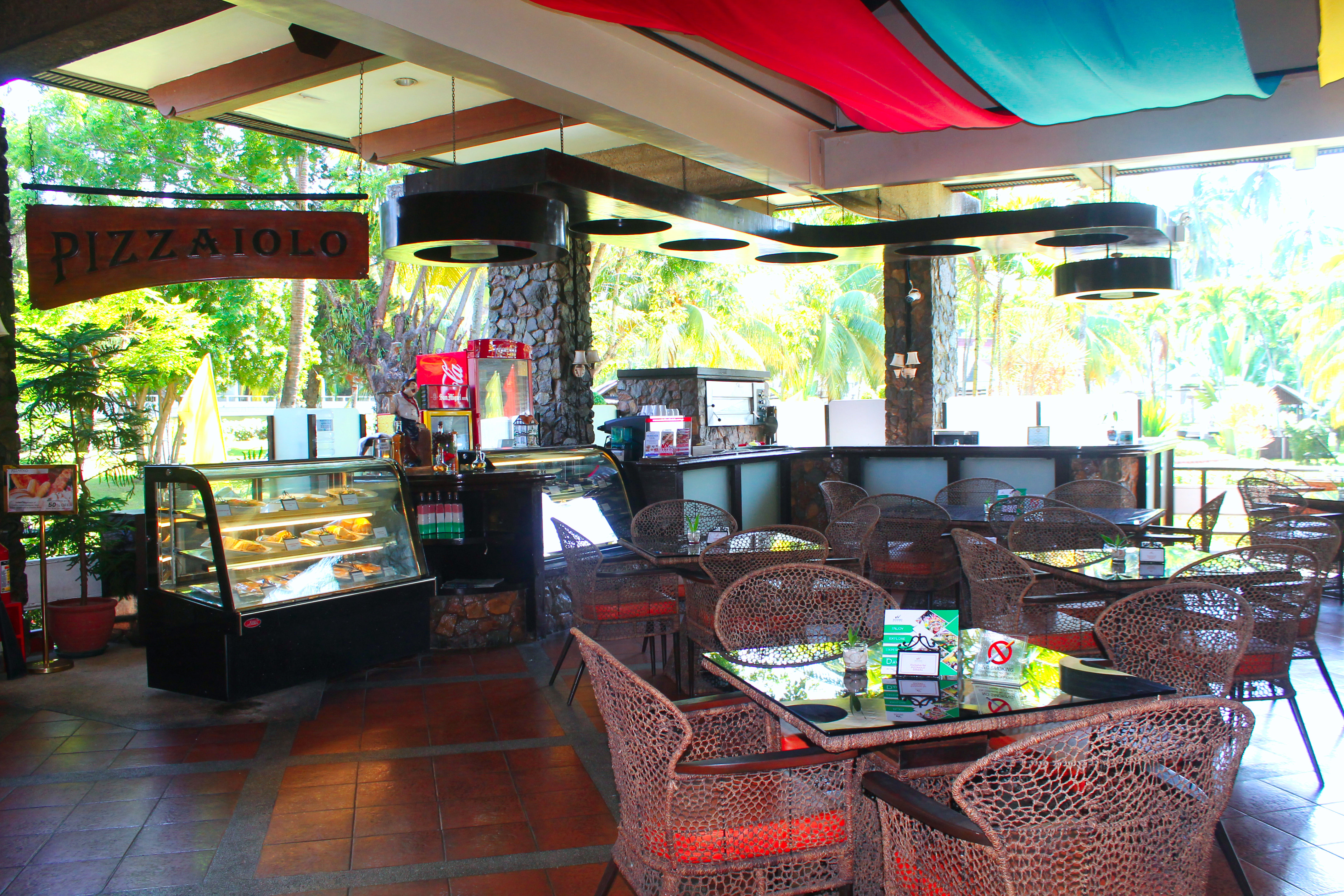 Waterfront Insular Hotel Davao 6/12