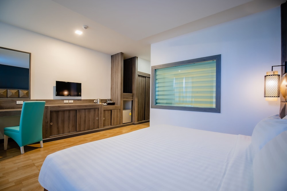 Addplus Hotel And Spa 5/27