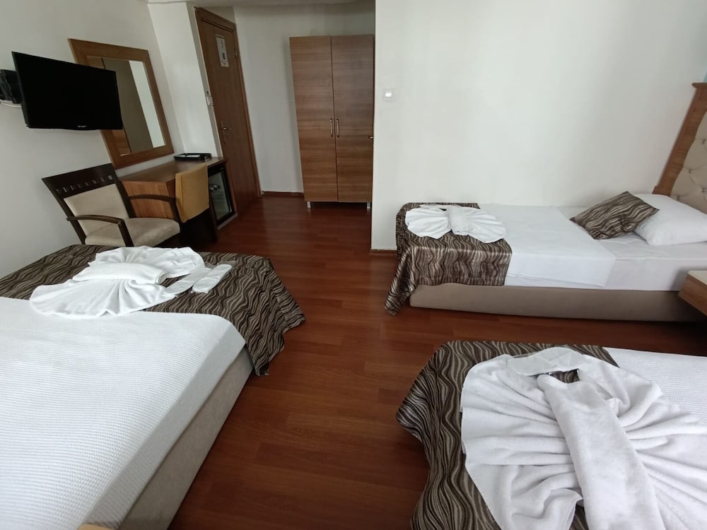 Sirin Hotel 14/33