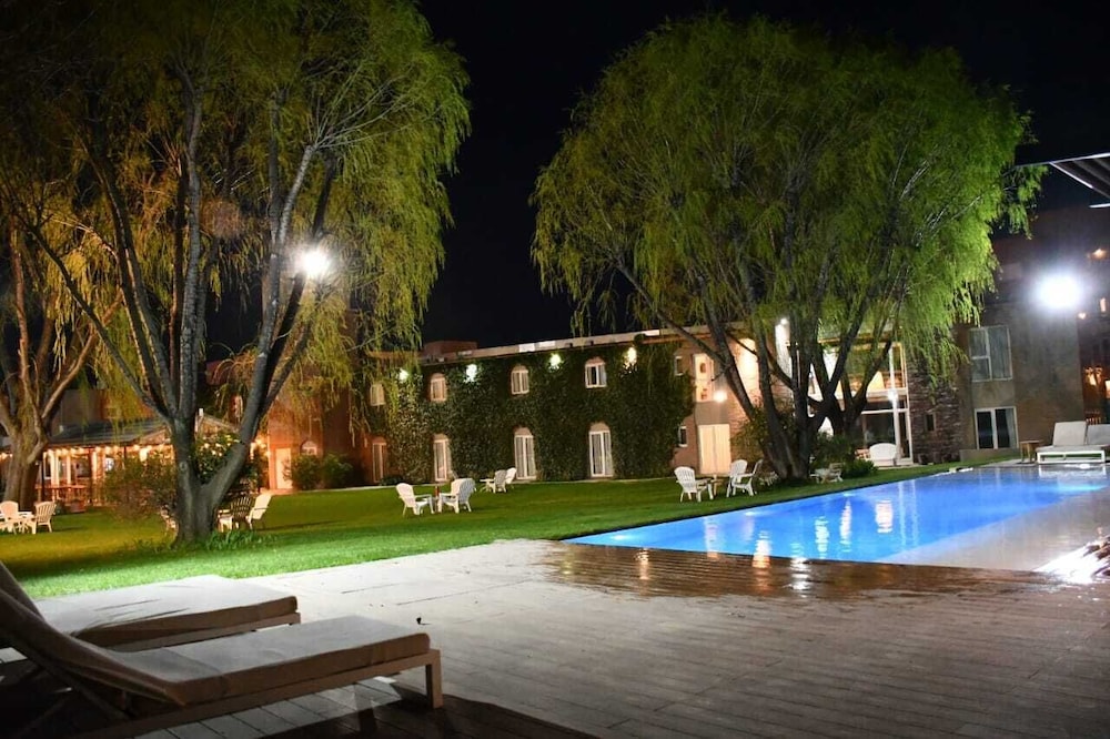 La Posada Hotel 36/50