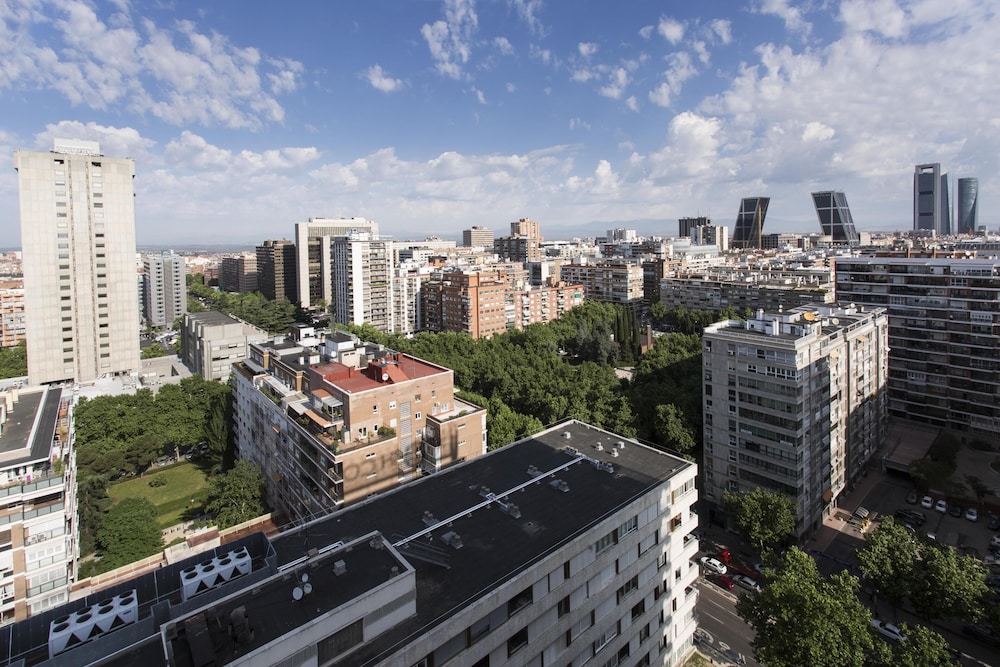 NH Collection Madrid Eurobuilding photo5