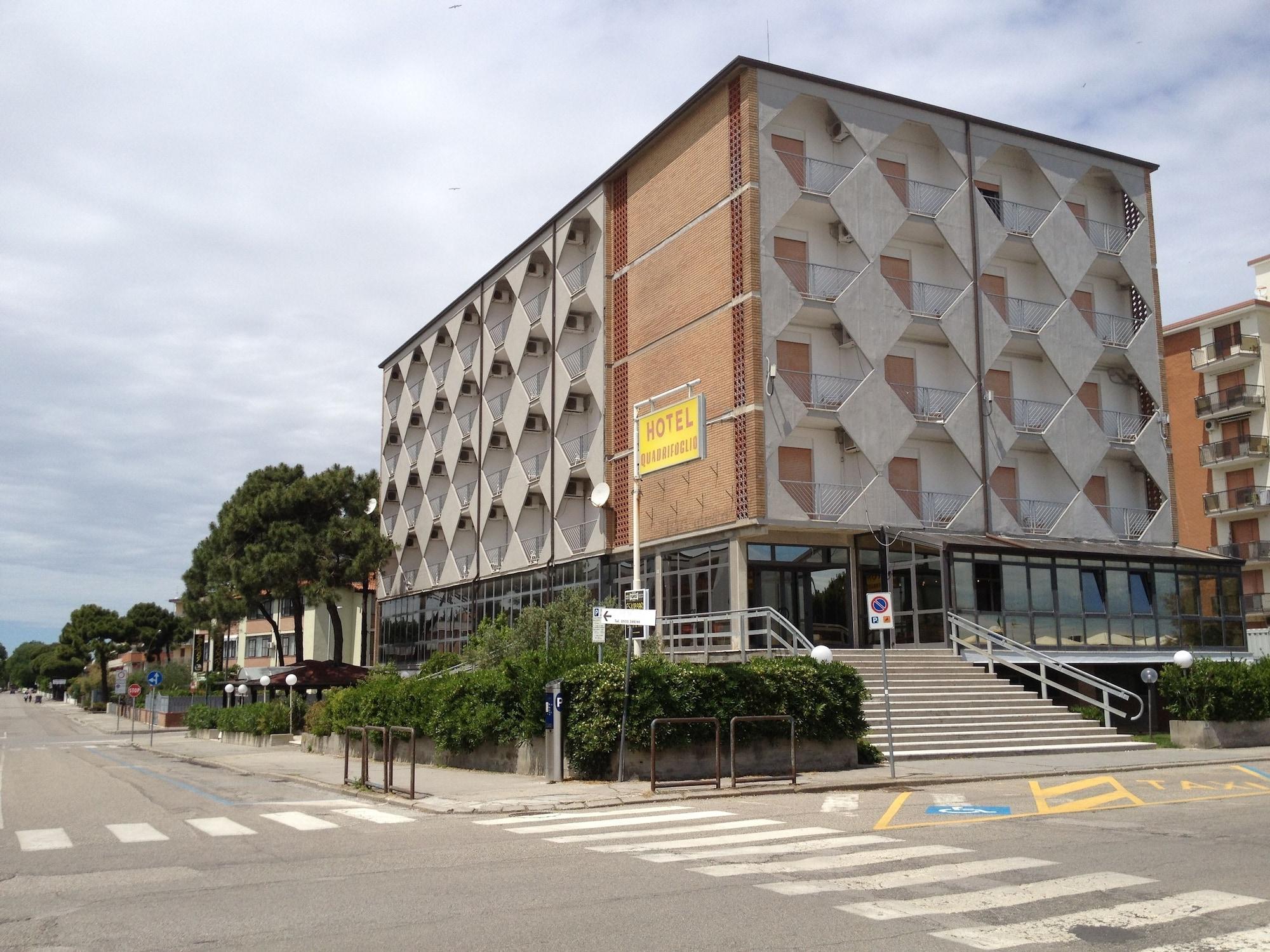 Hotel Quadrifoglio 3/13