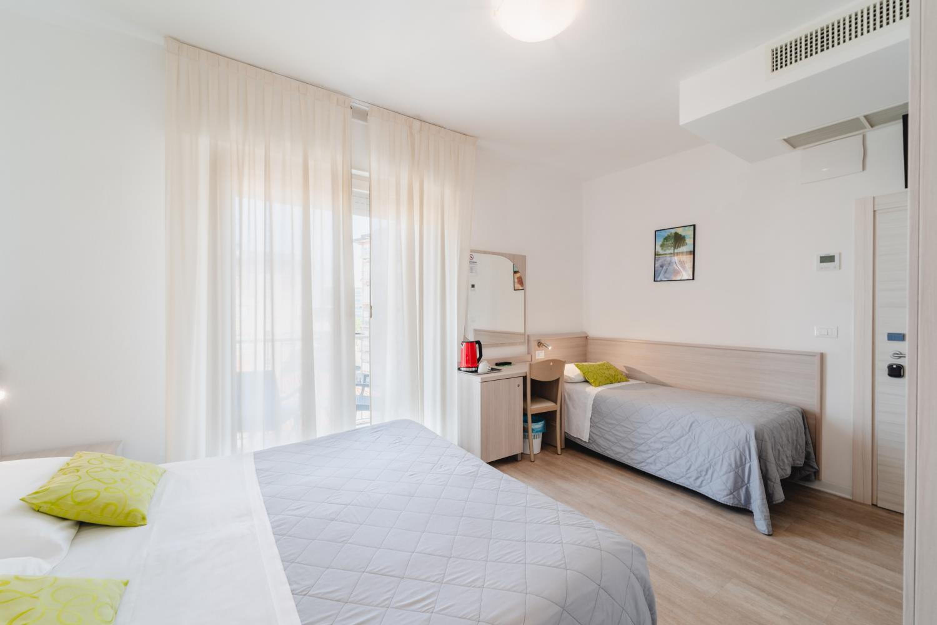 Anny Hotel 13/53