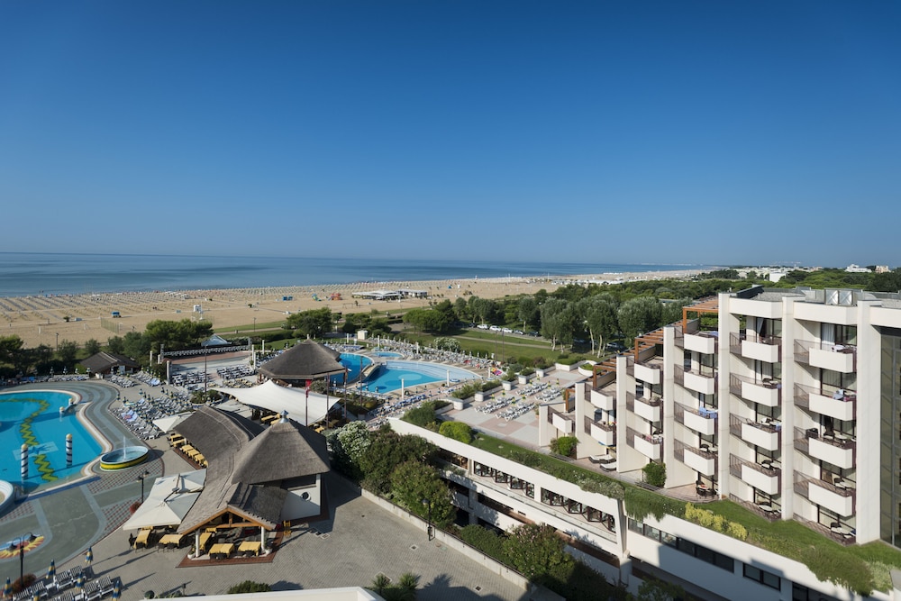 Savoy Beach Hotel & Thermal Spa in BIBIONE