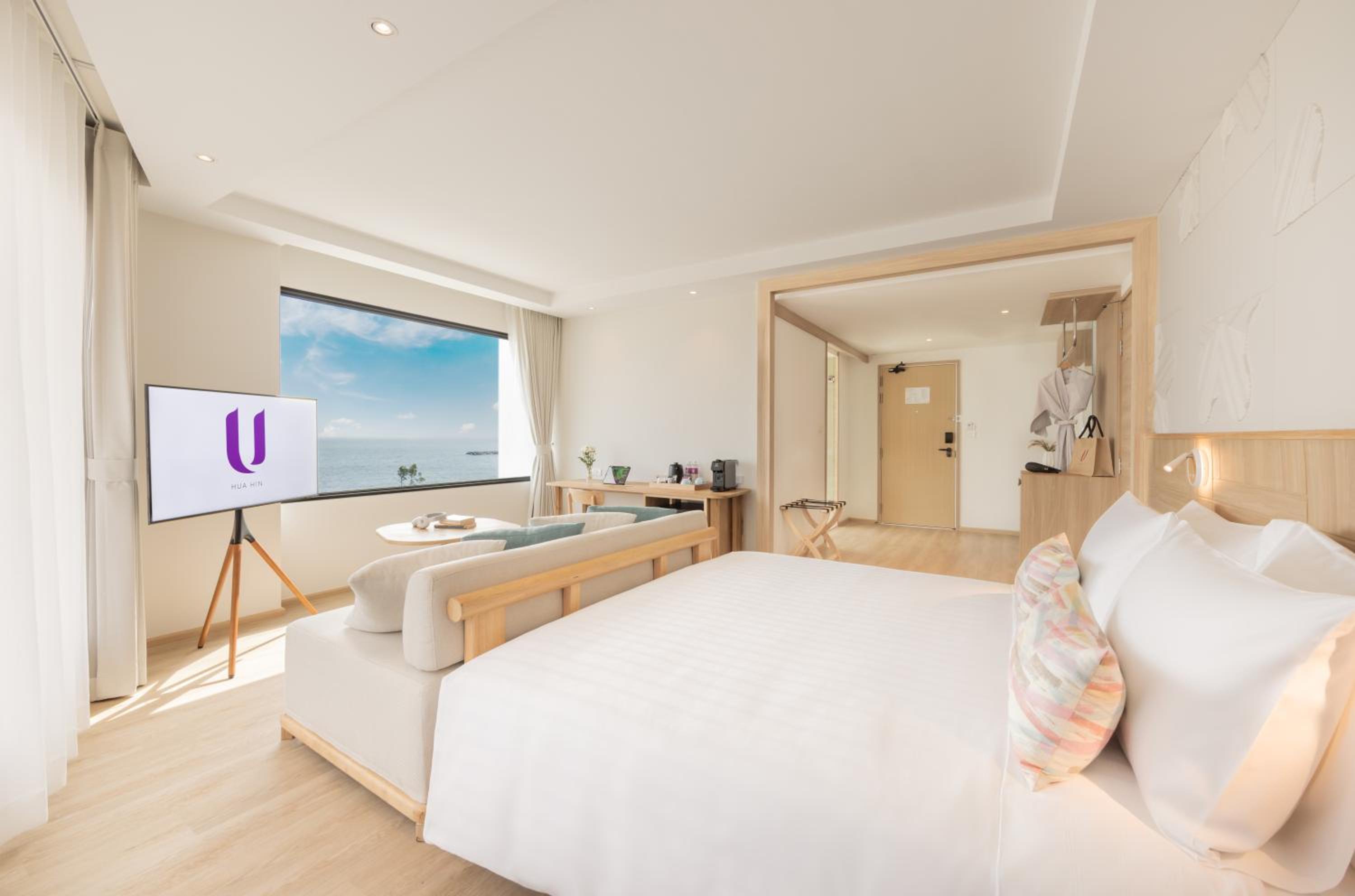 Bliss, Junior Suite, Luxury, Double Bed, Panoramic Sea View, Bathtub