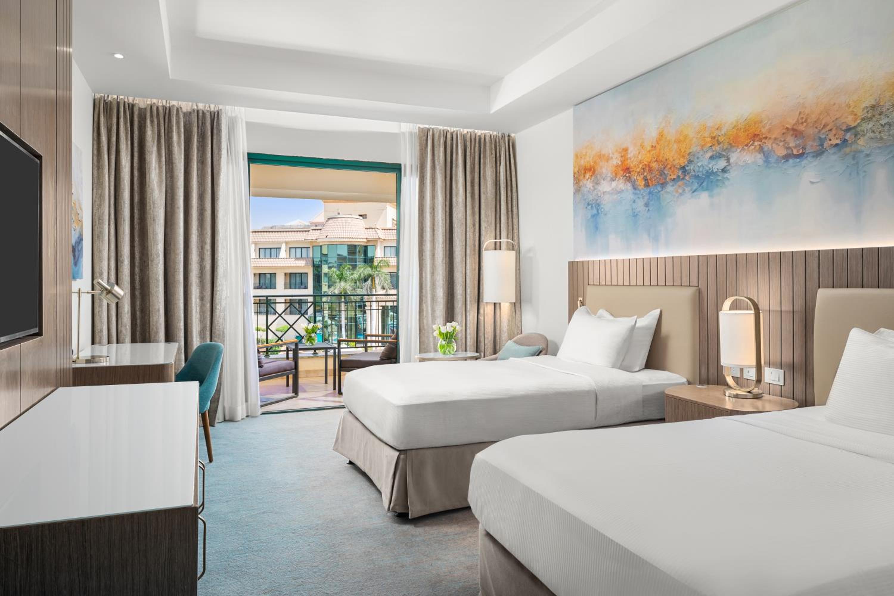 Pool, Superior, Twin Beds، Hilton Pyramids Golf Resort 8/14