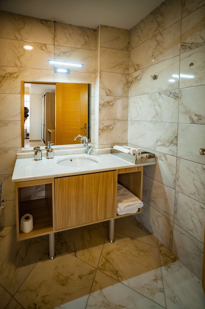 Akman Tzob Otel 40/43