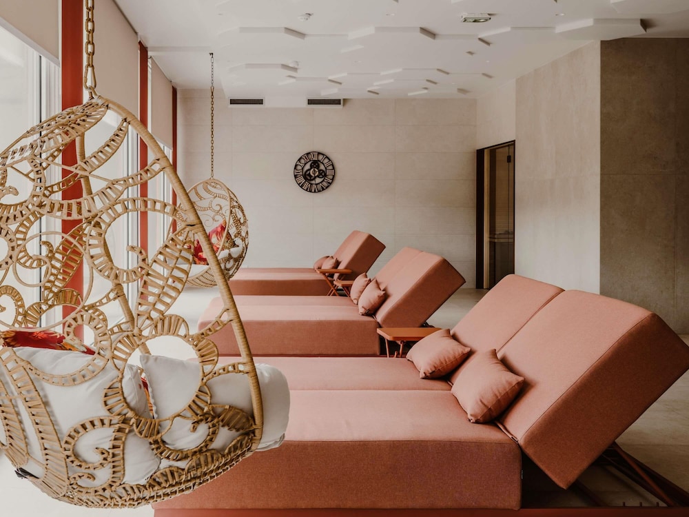 Mercure Annecy Sud 49/70