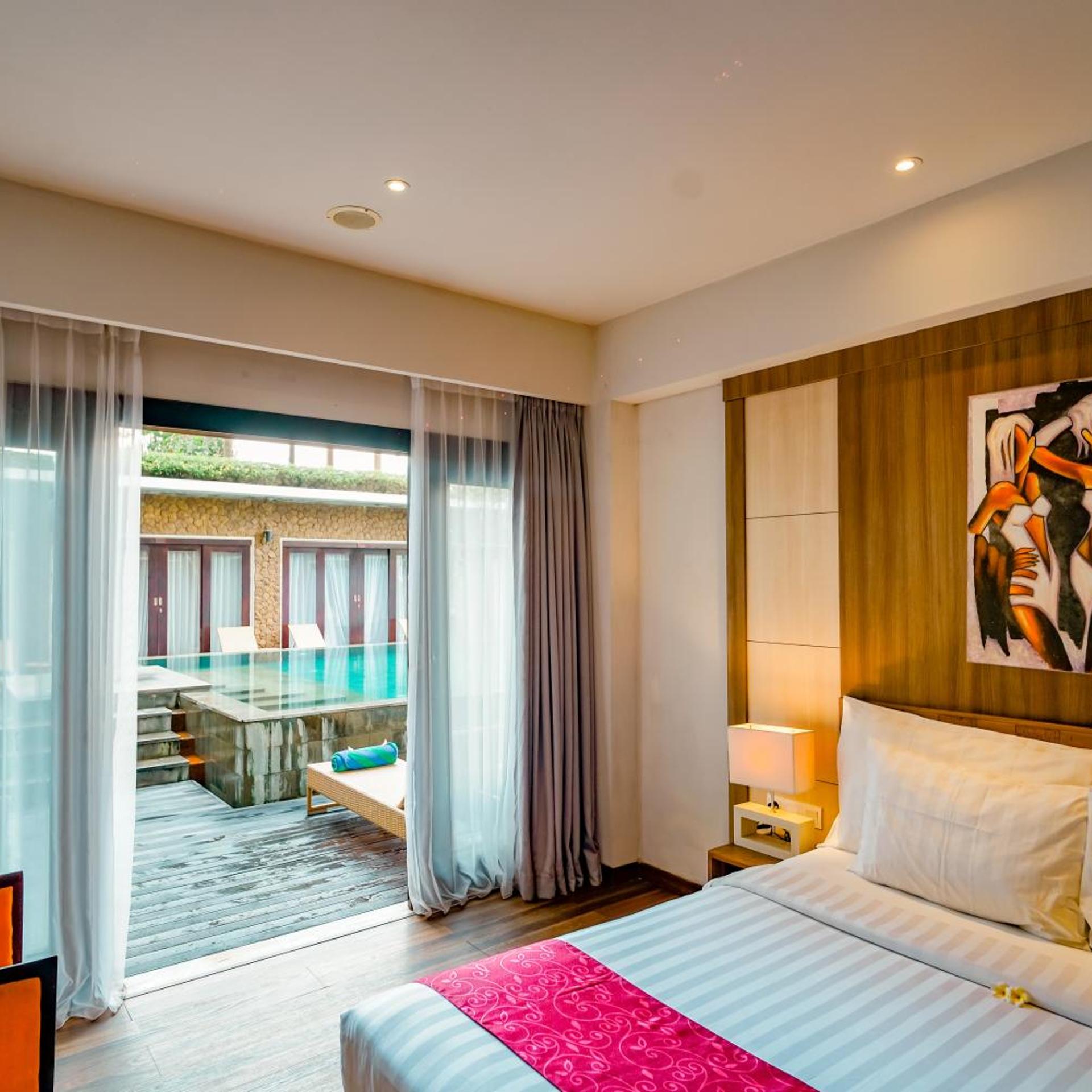 Double Bed, Pool Access