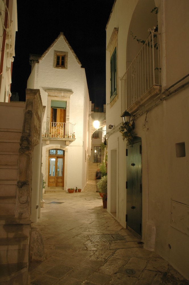 SOTTO LE CUMMERSE ALBERGO DIFFUSO 53/55