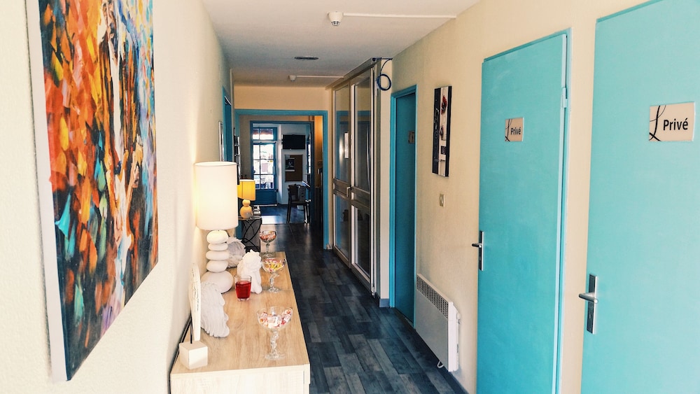 LOGIS HOTEL LES COMTES DE PARDIAC 20/34