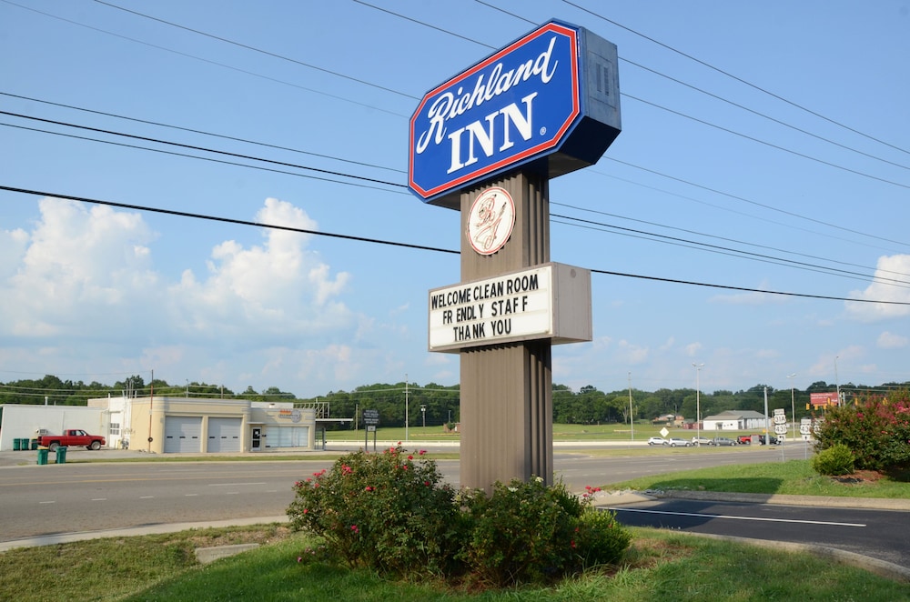 A Richland Inn Lewisburg 3/49