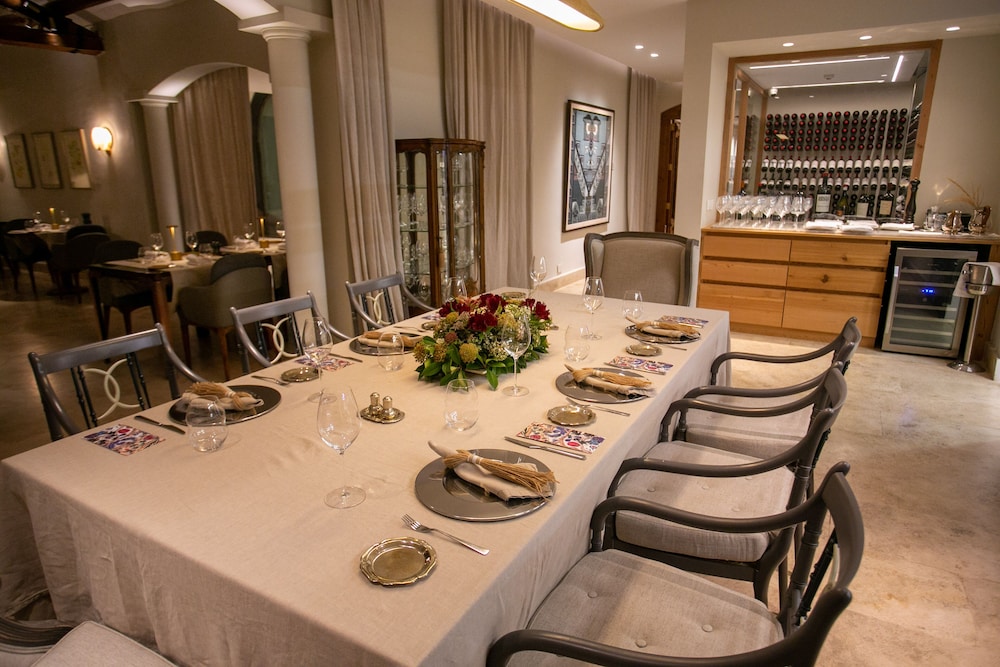 Susana Balbo Winemaker's House 34/50