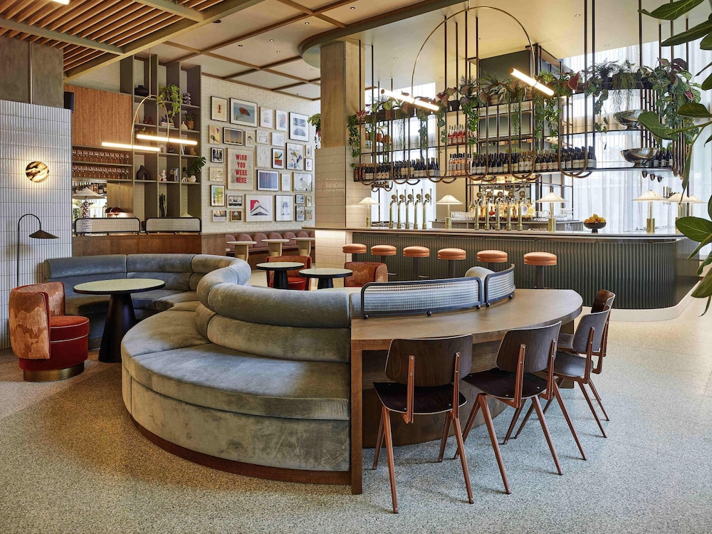 TRIBE London Canary Wharf 41/61